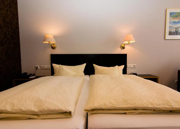 Garni Hotel & Ferienwohnungen Seeschloesschen
