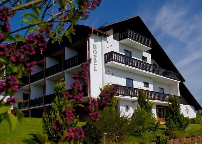 Garni Hotel & Ferienwohnungen Seeschloesschen