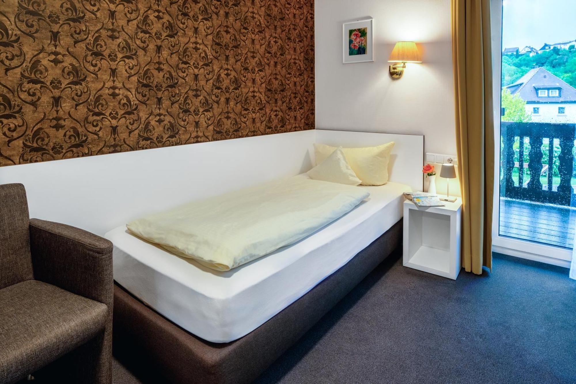 Garni & Seeschloesschen Hotel