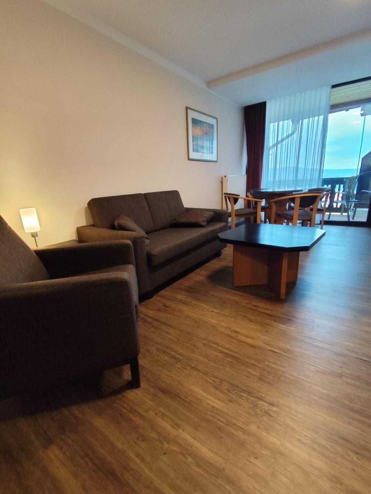 Garni & Seeschloesschen Hotel 3*
